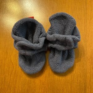 Blue Zutano baby booties sz 12 month